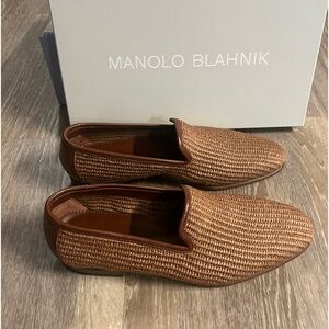 MANOLO BLAHNIK Men’s Brown Loafer Size 9 BRAND NEW in box.